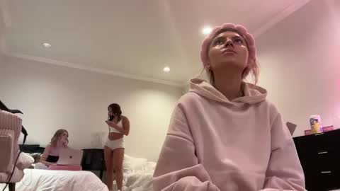 summerclarke2 online show from 9, 10, 2025