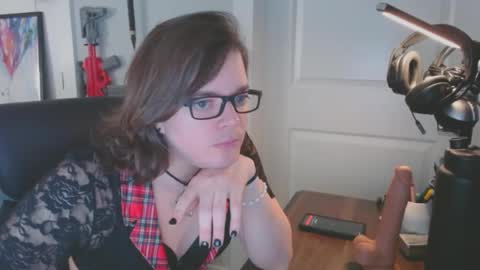 Summer The Small online show from 5, 2, 2025