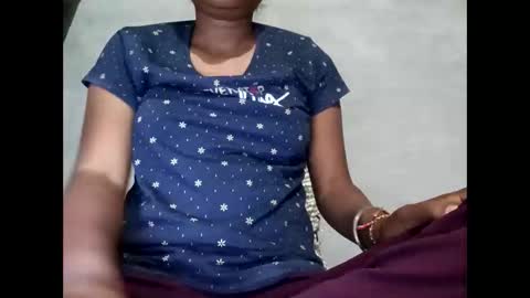 Snapshot of sunali_jain03 chatting on 1, 3, 2026 sunali_jain03 online show from 1, 3, 2026