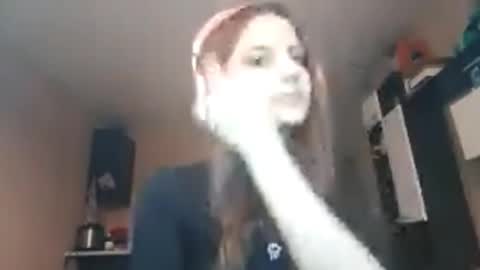 Dora online show from 9, 11, 2025