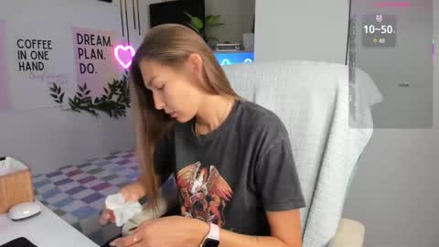 Snapshot of sunlightsofia chatting on 25, 9, 2025 Sofia online show from 25, 9, 2025