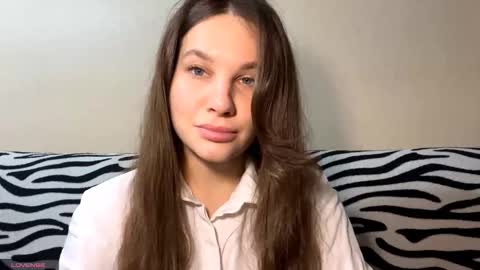 Snapshot of sunnigoethe chatting on 1, 12, 2025 Luna online show from 1, 12, 2025