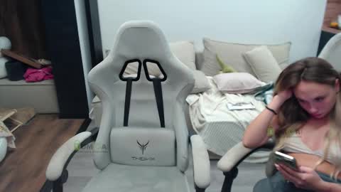 Alice and Sergey online show from 24, 10, 2025