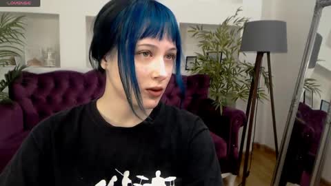 sunny_girl_x online show from 22, 4, 2026