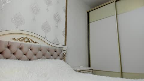 Vanessa online show from 2, 4, 2026