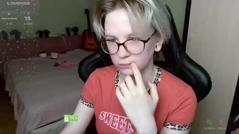 sunny mood online show from 26, 4, 2026