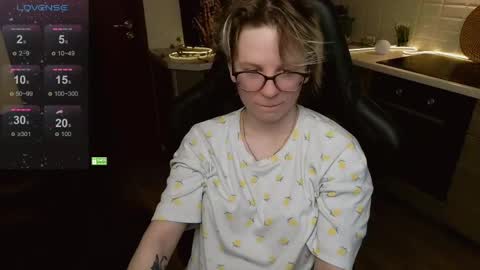 sunny mood online show from 5, 6, 2026