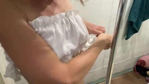 Amy online show from 9, 9, 2025