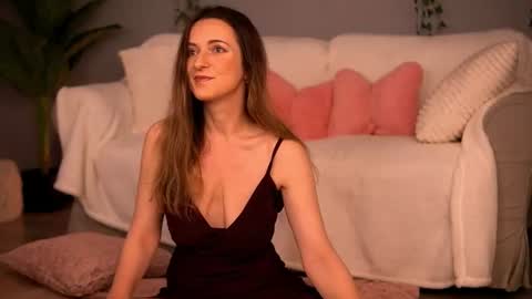 Snapshot of sunnyfaye chatting on 29, 6, 2026 Sunny Faye online show from 29, 6, 2026