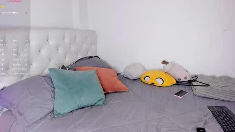 Snapshot of sunnymoonn_1 chatting on 30, 10, 2025 Sunnymoon online show from 30, 10, 2025