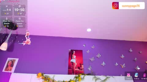 Snapshot of sunnypage chatting on 13, 11, 2025 online show from 13, 11, 2025