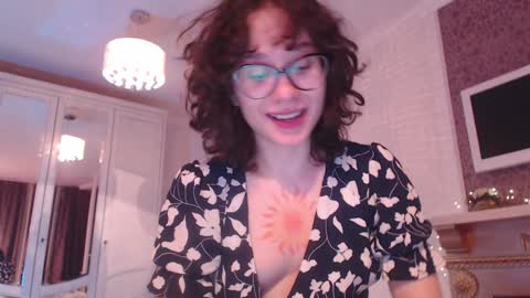 Snapshot of sunshinehella chatting on 15, 1, 2025 Hella online show from 15, 1, 2025