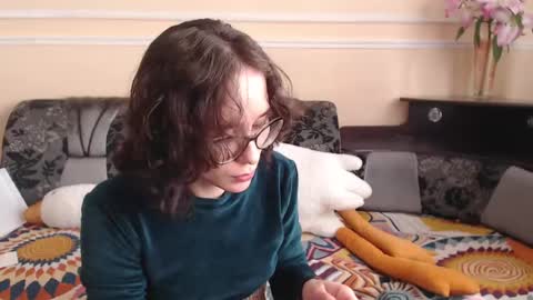 Snapshot of sunshinehella chatting on 9, 3, 2025 Hella online show from 9, 3, 2025