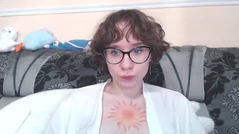 Snapshot of sunshinehella chatting on 16, 11, 2025 Hella online show from 16, 11, 2025