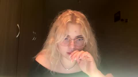 sunshinyflash online show from 9, 11, 2025