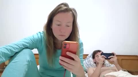 super jony and Marta GMT 1300-1800 every day online show from 18, 2, 2025