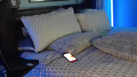 Superbronnon online show from 23, 2, 2025