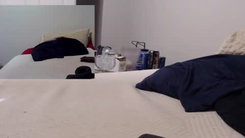 Snapshot of superluckyginger chatting on 17, 11, 2025 superluckyginger online show from 17, 11, 2025