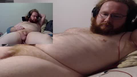 Snapshot of superluckyginger chatting on 19, 11, 2025 superluckyginger online show from 19, 11, 2025