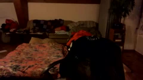 supersquirrel81 online show from 17, 2, 2026