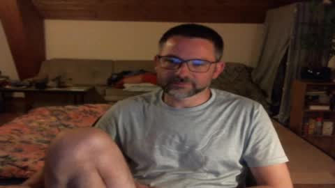 Snapshot of supersquirrel81 chatting on 23, 5, 2026 supersquirrel81 online show from 23, 5, 2026