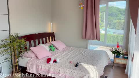 Raven - Ravie online show from 23, 12, 2024