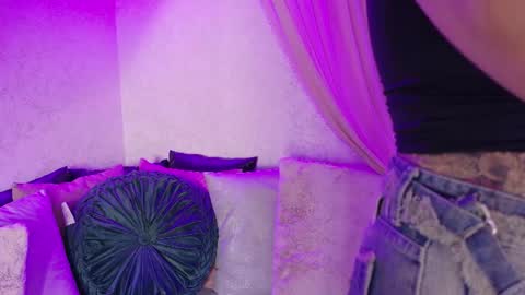 Snapshot of susa1userma_ chatting on 17, 7, 2026 Susann online show from 17, 7, 2026