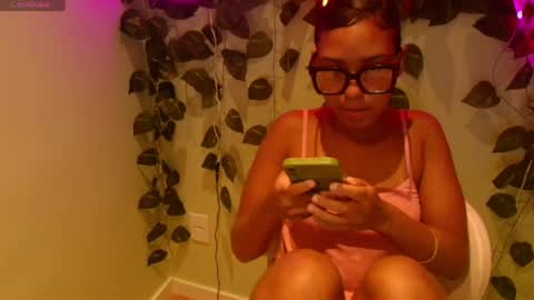 Snapshot of susan_backer chatting on 16, 4, 2026 Susan online show from 16, 4, 2026