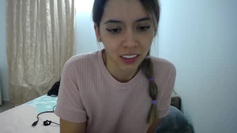 Snapshot of susanaduncann chatting on 5, 2, 2025 Susana online show from 5, 2, 2025