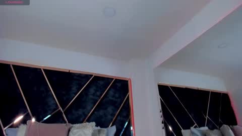 susanahenao online show from 11, 11, 2025