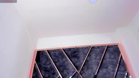 susanahenao online show from 15, 4, 2026