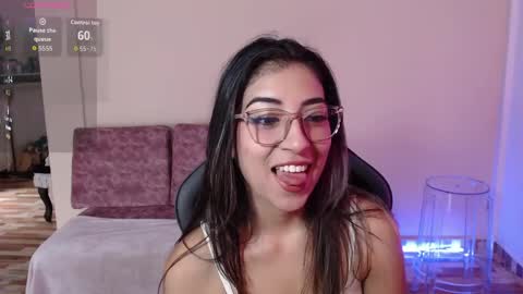 Snapshot of susanahendrix chatting on 1, 4, 2026 Susana hendrix online show from 1, 4, 2026