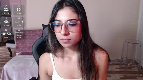 Snapshot of susanahendrix chatting on 5, 4, 2026 Susana hendrix online show from 5, 4, 2026