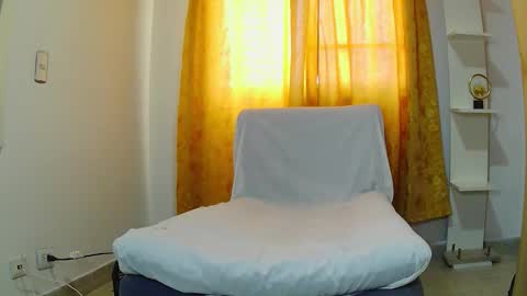 Snapshot of susanjacobs chatting on 8, 11, 2025 Susan online show from 8, 11, 2025