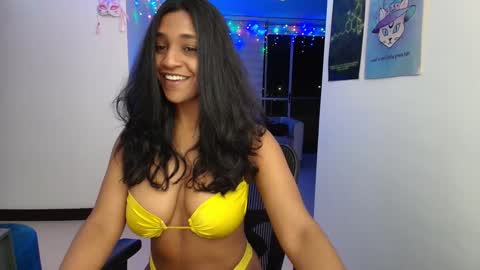 Snapshot of susanrhodes chatting on 6, 1, 2025 Andrea - Migue online show from 6, 1, 2025