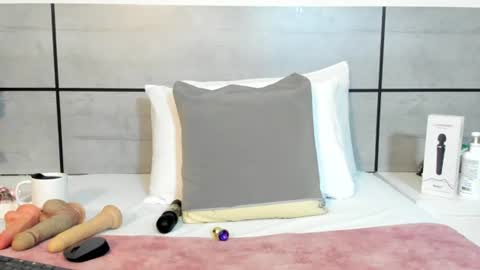 Snapshot of susanthomass chatting on 3, 7, 2026 susanthomass online show from 3, 7, 2026