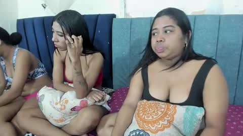 Snapshot of sussann_gomez chatting on 21, 12, 2025 sussann online show from 21, 12, 2025