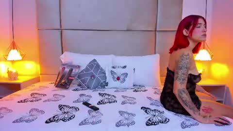 Snapshot of sussy1x_ chatting on 15, 6, 2026 Susy online show from 15, 6, 2026