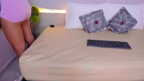 Snapshot of sussy1x_ chatting on 7, 7, 2026 Susy online show from 7, 7, 2026