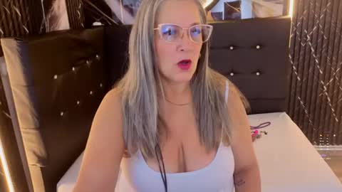 Sussy  online show from 24, 5, 2026
