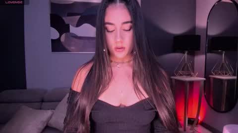 Snapshot of sussybell_ chatting on 25, 10, 2025 Sussy Bell online show from 25, 10, 2025