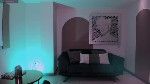 Snapshot of sussybell_ chatting on 4, 11, 2025 Sussy Bell online show from 4, 11, 2025