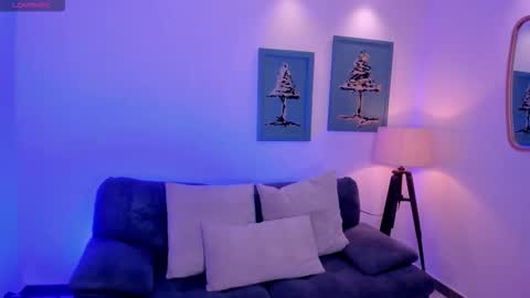 Snapshot of sussybell_ chatting on 19, 11, 2025 Sussy Bell online show from 19, 11, 2025