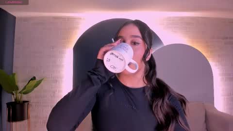 Snapshot of sussybell_ chatting on 7, 1, 2026 Sussy Bell online show from 7, 1, 2026