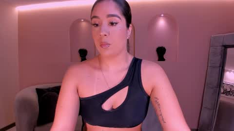 Snapshot of sussybell_ chatting on 14, 1, 2026 Sussy Bell online show from 14, 1, 2026