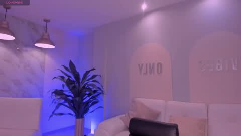 Snapshot of sussybell_ chatting on 12, 2, 2026 Sussy Bell online show from 12, 2, 2026