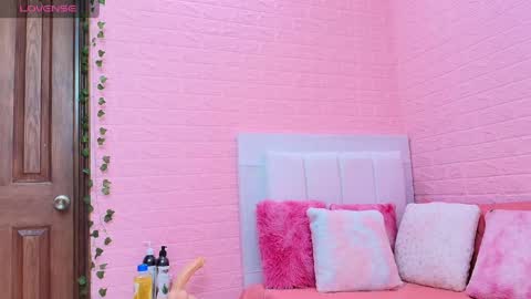 suzan_30 online show from 30, 4, 2026
