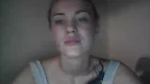 Snapshot of suzie_jenny chatting on 2, 7, 2026 Suzie Jenny online show from 2, 7, 2026
