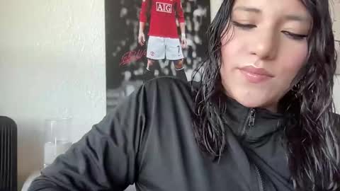 Suzy online show from 9, 4, 2026