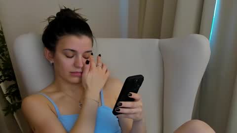 Suzy  next stream  Thursday Friday Saturday online show from 22, 2, 2025